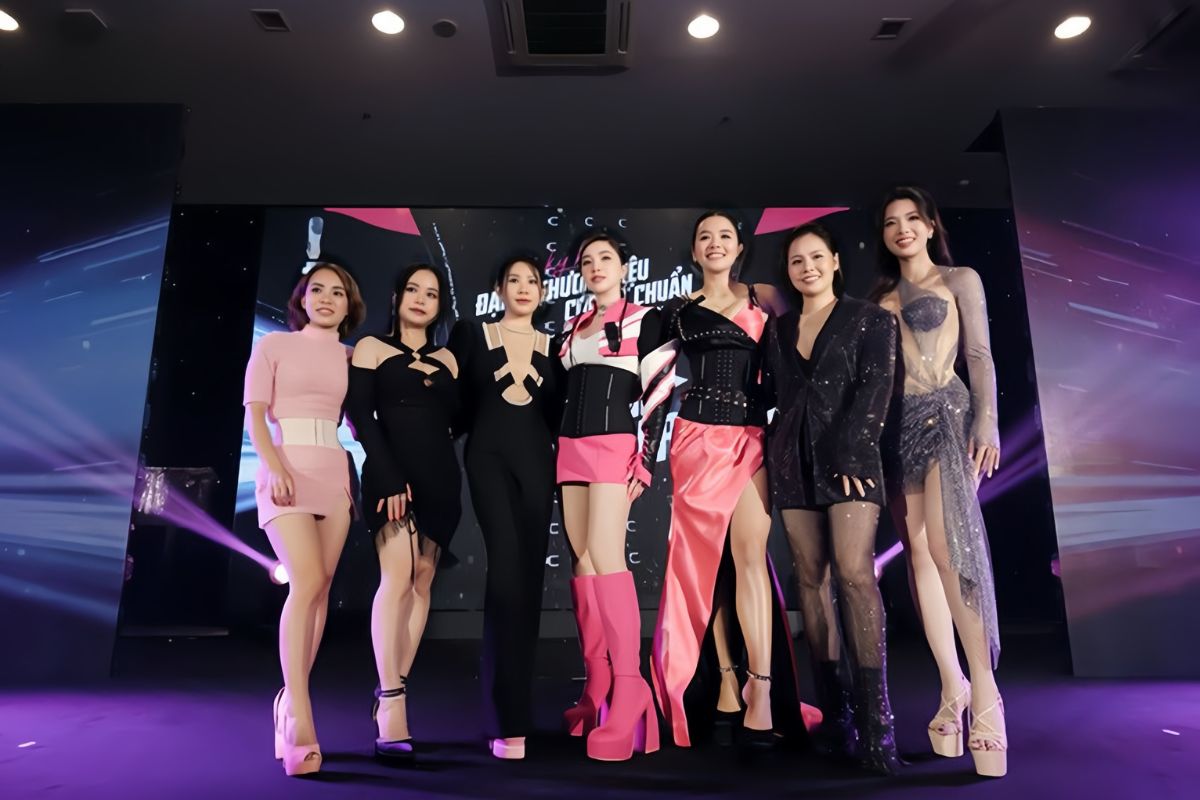 Bảo Thy đại sứ thương hiệu Corset Chuẩn